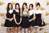 「【今年イチバン聴いた歌】ILLIT、洗練されたワンピース姿で登場「私たちILLITの魅力をたくさんお届けできるようなステージを」【コメント全文】」の画像1