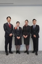 JAL客室乗務員、スニーカー着用可能に　革靴やヒール・パンプス含め選択