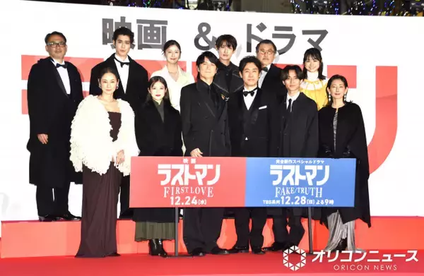 福山雅治＆大泉洋ら『ラストマン』ドラマ＆映画キャストが新宿街頭に集合　向井康二はボケさく裂で叱られる