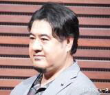 「小手伸也、かっこいいシーンで失態「パンツ丸見えに」　エキストラに平謝り」の画像1