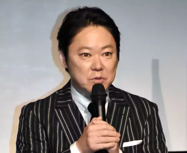 阿部サダヲ、“妻”とのラブラブ写真「遂に奥様との2ショットも解禁ですね！」