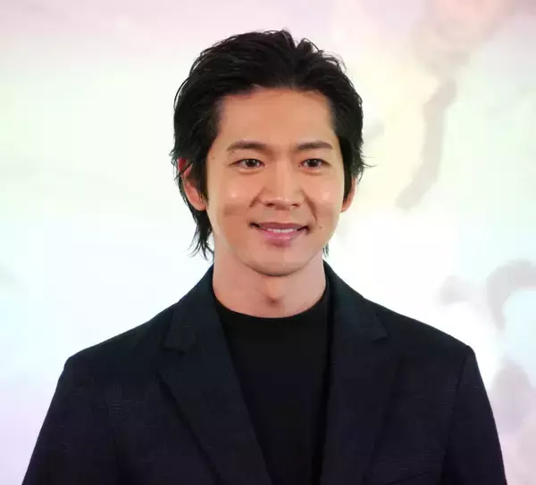 松下洸平、第1子誕生を報告「家族で力を合わせて歩んでいきたいと思います」　2025年7月に結婚を発表