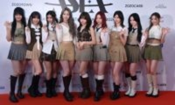 NiziU、誹謗中傷・虚偽事実記載に声明「改めてご注意をお願い致します」　法的対応を検討中