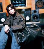 「“総重量8.7キロのバッグ”話題のINI・佐野雄大、最新のバッグの中身披露「数日はいきていけるくらい」」の画像1