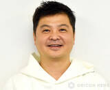「月亭方正、次女と“顔出し”親子ショット　親子で見せた変顔に反響「そっくり！いい親子」「娘ちゃんめっちゃ可愛い」」の画像1