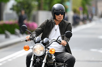 『GTO』“鬼塚”反町隆史がバイクトーク…今後の伏線？ 相手に注目集める「バイクの見かた本物」「フラグ立ったな（笑）」