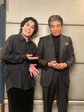 舘ひろし×令和ロマン・くるま、YouTube「くるまの助手席」とショートドラマ「ビンビンビーン」でW共演