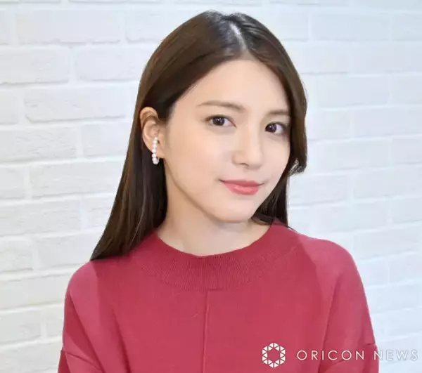 川島海荷、着物姿で妹の結婚式に参列「祖母の帯を締めたので、一緒にお祝いできたような気がします」　祝福相次ぐ「おめでとう」「素敵な色留袖ですね」「おしゃれな帯！」