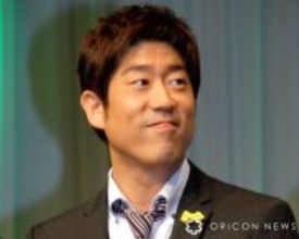 原口あきまさ、タレント妻＆4人の息子“顔出し”家族ショット披露　サプライズ誕生日祝いに感激「素敵なサプライズ」「原口ファミリー大好きです」