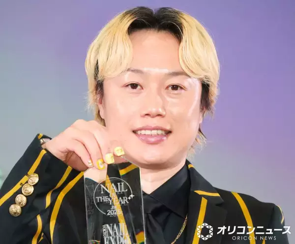 「ネイリストだったんですか!?」41歳・見取り図リリー、『ネイルオブザイヤー』授賞式のネイルを披露　「めっちゃオシャレ」「才能ですね」と反響