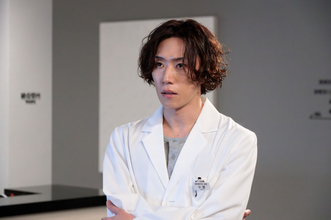 早乙女太一、初の脳神経外科医役に　向井理演じる中田と同期のドクターとして登場【コメントあり】