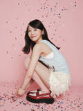「FRUITS ZIPPER・櫻井優衣、ソロメジャー1stシングルCD「夏いぞん」発売決定　新アーティスト写真も公開」の画像1