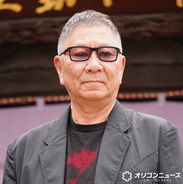 三池崇史監督、護摩祈祷で“浄化”「今後は清く正しい映画を」　團十郎も思わずにんまり