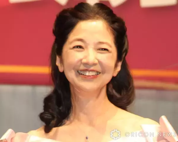 宮崎美子、水着カレンダー発売の裏側　篠山紀信さんが縁　衣装合わせで水着が…「ビビるでしょ？」