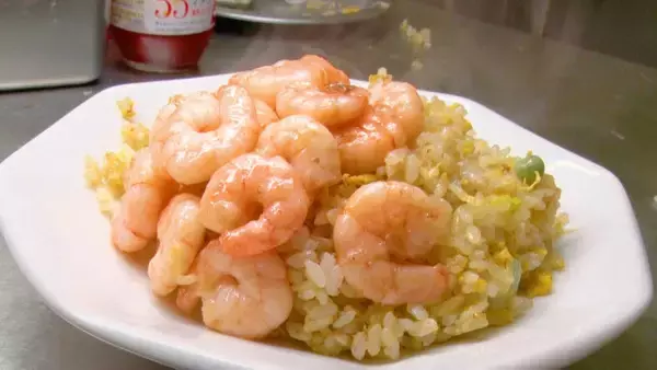 酒を呑んでいたら割引？夜中の古着店　特大のエビが乗った町中華のチャーハン…　17日放送『アド街』は祐天寺