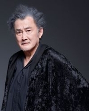 吉田鋼太郎、舞台『リア王』主演「リアルな感情は今の自分なら無理なくやれそう」　共演の藤原竜也＆石原さとみに期待＆注目