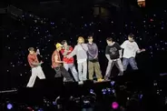 BTS、アメリカ・スタンフォード公演開催「人生で最高の瞬間を過ごしている」　計15万2000人が熱狂