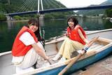 「乃木坂46中西アルノ＆冨里奈央、昭和レトロな“ボロいい”宿へ　思わず涙ぐむ場面も」の画像1