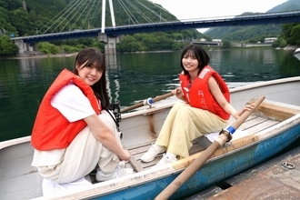 乃木坂46中西アルノ＆冨里奈央、昭和レトロな“ボロいい”宿へ　思わず涙ぐむ場面も