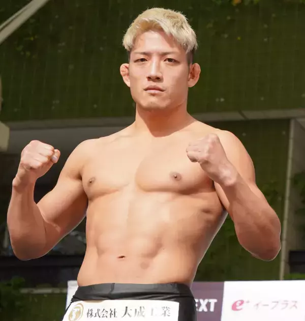 【RIZIN】堀江圭功の神対応にアイドルが感激！クロちゃんプロデュース「豆柴の大群」動画に出演