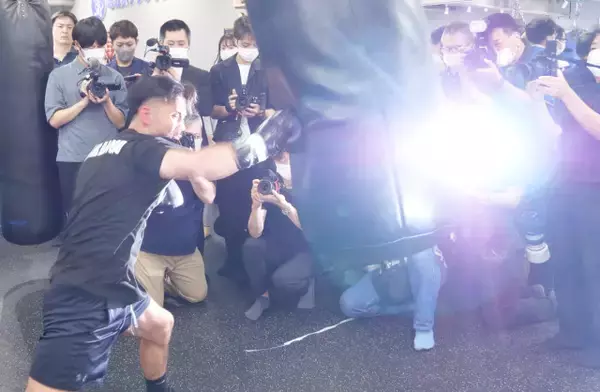 【U-NEXT BOXING.6】比嘉大吾、4度目の世界戦へ静かな闘志　公開練習で決意「ブランクあるけど、今回も懸けている」