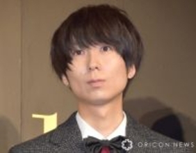 37歳・ゲス極の川谷絵音、金髪＆つや肌でにっこり　オフ姿に「どんどん若返って」「27歳の間違いでは？」