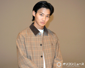 野村周平、眉毛全剃り＆刺青の“激変ショット”にファン衝撃「びっくりした」「ワイルド」