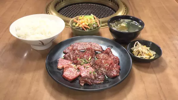 『オモウマい店』開店30分前に行列…A5ランク和牛150g使用「焼肉定食」1490円　毎月29日にサービスメニュー登場
