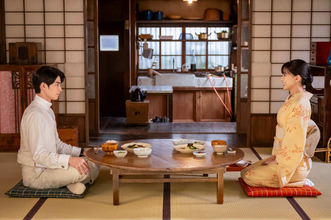 芳根京子＆本田響矢、約1年ぶりに江端家へ『めおと日和』“うぶキュン”必至のクランクイン【現場レポ】