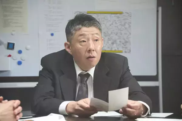 荒川良々、フジ火9『さよならノワール』に出演決定　刑事課キャストが一挙に解禁【コメントあり】