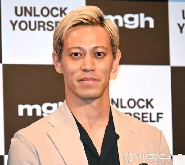本田圭佑、女性向けブラトップの開発で迷走　CVOを務めるスポーツブランド『mgh』で秘話バラされる「おじさん3人で話していて」