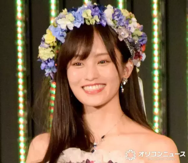 「アーイ」“球審白井”、山本彩との2ショットに羨望の声「白井さんずりぃな　めちゃくちゃニヤけてる」「役得ぅ～」