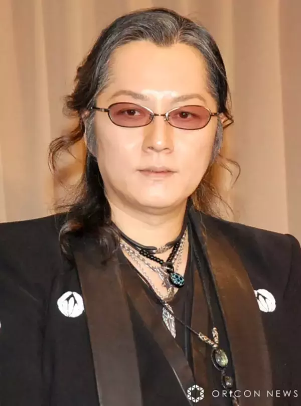 石井竜也、手術後の腹部への影響でフェス出演辞退「現時点では歌唱が困難」