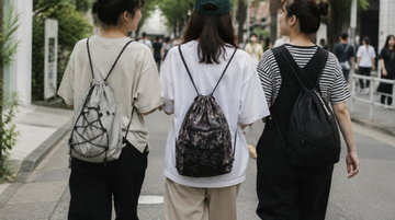 「ラフなのにおしゃれ見え」「街で持つ人増えてる？」　ナップサックが今またアリな理由