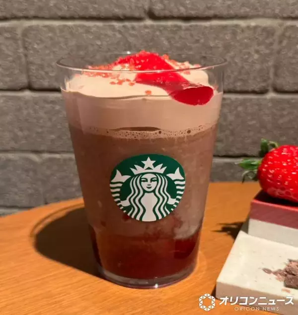【スタバ新作レポ】フラペチーノを“卒業”した人へ贈る、上品な甘さとカカオの深みがたまらない新作ビバレッジ一足先に飲んできた