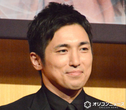 高橋光臣、DAIGO＆北川景子“家族”とディズニーシー満喫　貴重なショット公開「なんかお似合いです」「あらご夫婦みたい笑」
