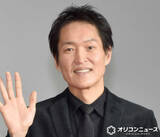 「千原ジュニア、沖縄で撮影した“ウエディングフォト”に反響「えぇ写真」「ふたりともめっちゃ嬉しそう」　番組でチャンス大城と撮影」の画像1