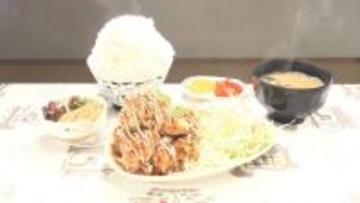 今夜の『オモウマい店』ごはんマンガ盛り定食650円　手伝う娘「お母さんを置いていくのは寂しい」