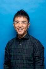 八嶋智人、朝ドラ『ブラッサム』でヒロイン支える存在に「張り切って楽しむ」