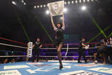 「岡田紗佳、ラウンドガール挑戦「8000点です」　会場沸かせる」の画像1