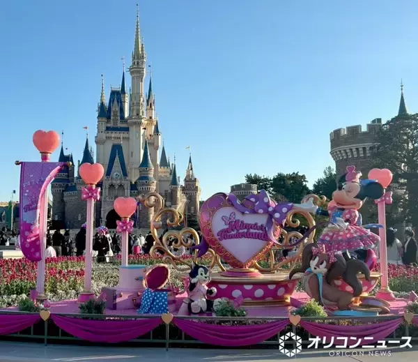 TDL『ミニー×パルパル』スタート！ ミニーの世界に染まる特別な48日間　シンデレラ城のプロジェクションマッピングも