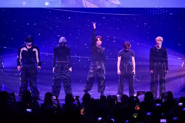 STARGLOW、“異例”デビュー半年でアリーナ公演決定　初のファンミーティングで発表