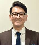 「47歳で美大進学のナイツ土屋、大学名を公表「今日で一切のシークレットは解除しました」　スーツ姿で爽やかな“晴れ姿”も披露「おめでとうございます」「いい笑顔」」の画像1