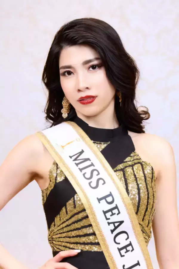 世界的ミスコンテスト「Miss Peace International 2026」にて日本代表・小栗有賀がグランプリに輝く「世界一という称号に恥じることのないよう歩み続けてまいります」