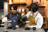 「timelesz、再開発中・渋谷の魅力を徹底取材　菊池風磨＆寺西拓人は“コーヒーの淹れ方”学ぶ」の画像1