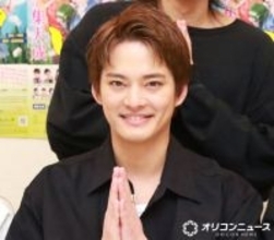 中山優馬、「テロップまで編集してる」恒例の家族旅行の動画を披露　姉と妹は元NMB48