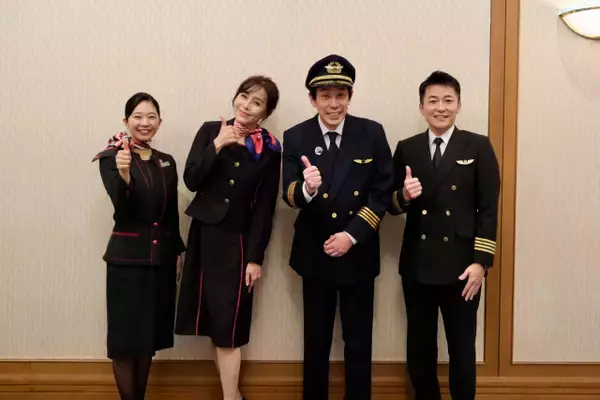 「杉本彩さん、女優ですねぇ」…“35年ぶり”のCA姿を披露　浦川泰幸アナと実際にフライト＆機内サービス