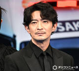 「津田健次郎、劇場版第3弾の『TOKYO MER』舞台あいさつに登場　美声響かせ鈴木亮平「声がよすぎでしょ！」」の画像1