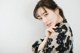 田中みな実、“夫”とのラブラブ写真「美男美女」「理想的なご夫婦」