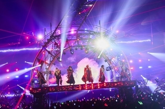 SixTONES、“誰も置いていかない”決意の周年ライブ「今後もいろんな景色を6人と」　初のスタジアムツアーも発表